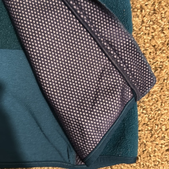 Patagonia Women’s Vintage Fleece Vest Large - Picture 4 of 7